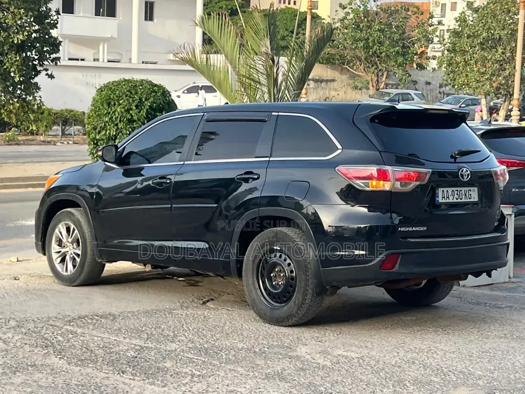Toyota Highlander 2016 Noir Mat
