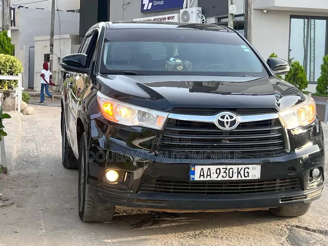 Toyota Highlander 2016 Noir Mat