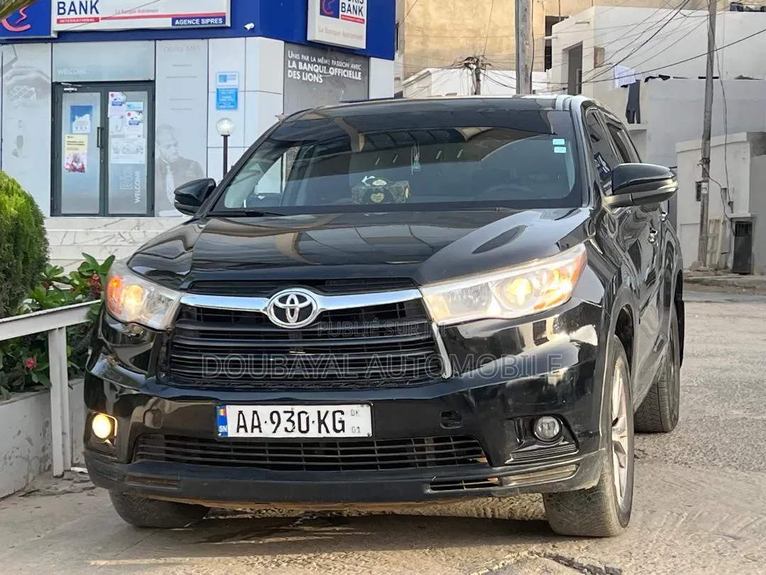 Toyota Highlander 2016 Noir Mat