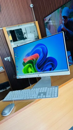 Nouveau Ordinateur de bureau Asus Autre 8GB Intel Celeron SSD 256GB