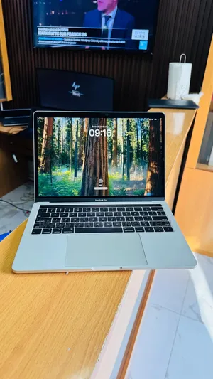 Nouveau Apple MacBook Pro 2019 16GB Intel Core i5 SSD 512GB