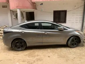 Hyundai Elantra 2011 Gris