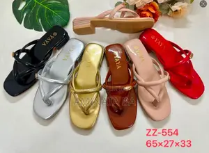 Vente De Chaussures De Femme Très Classe Et Chic