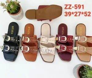 Vente De Chaussures De Femme Très Classe Et Chic