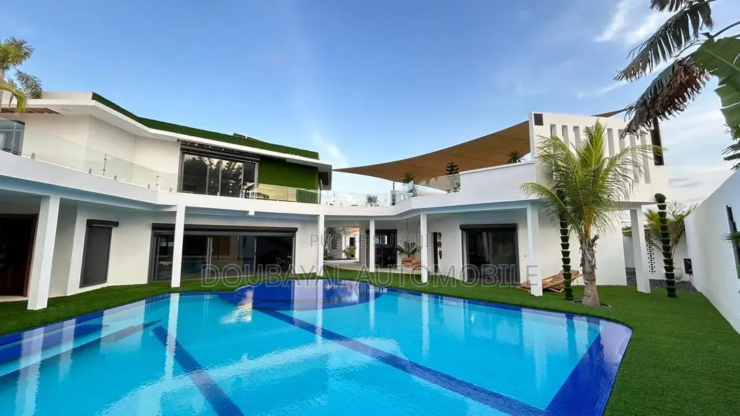 Meublé 2chbre Villa dans Warang, Thiès Sud à Vendre