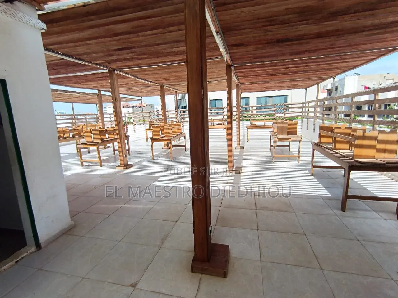 20chbre Maison de ville / Terrasse dans Villa R+2 À Louer à Louer