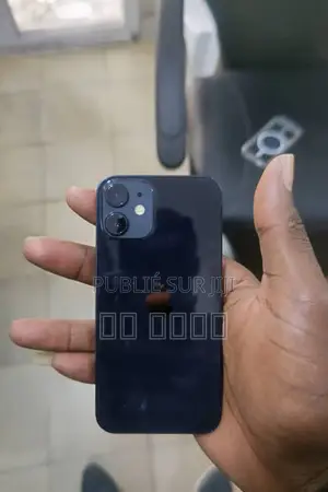 Apple iPhone 12 64 GB Bleu