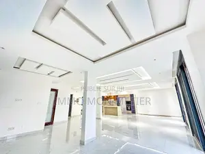 4chbre Appartement dans Almadies à Louer