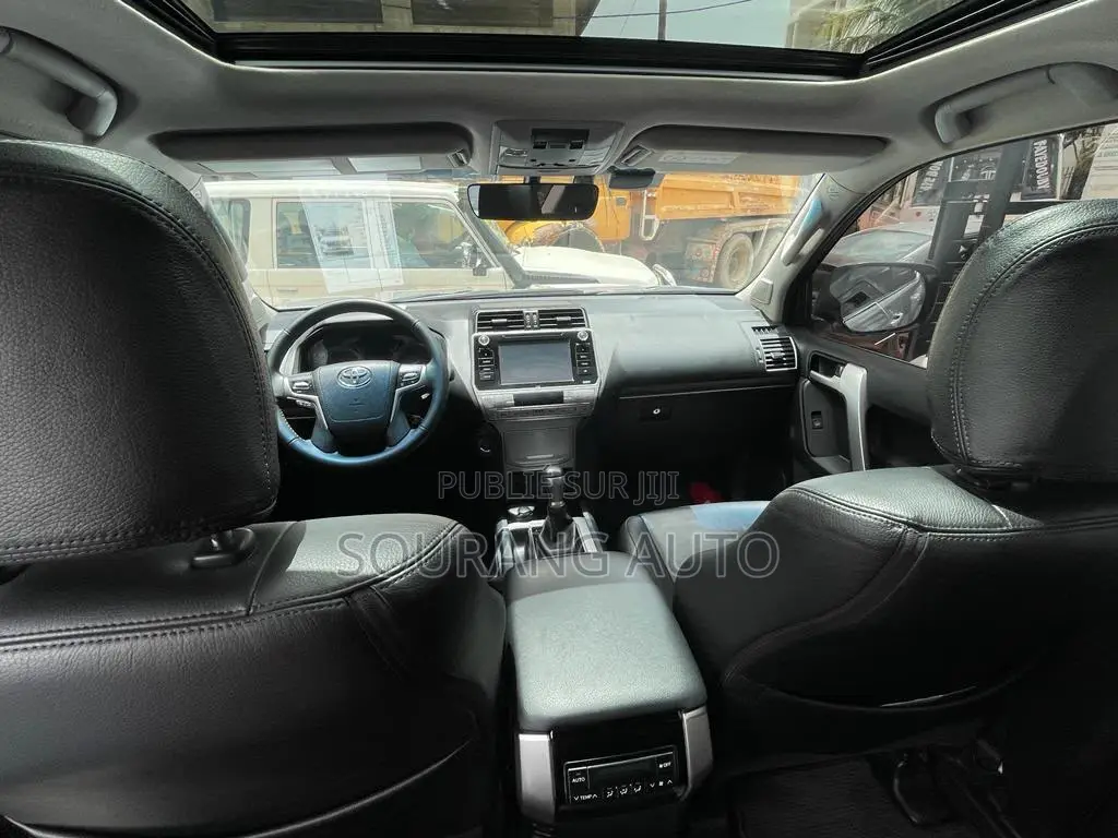 Toyota Land Cruiser 4.0 V6 EXR 2018 Gris