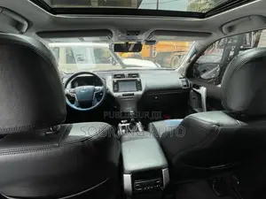 Toyota Land Cruiser 4.0 V6 EXR 2018 Gris
