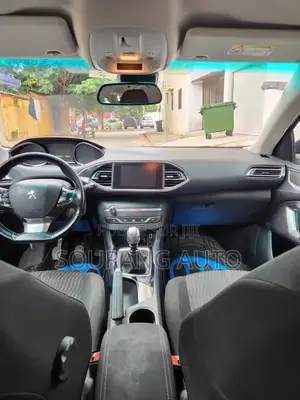 Peugeot 308 2017 Bleu