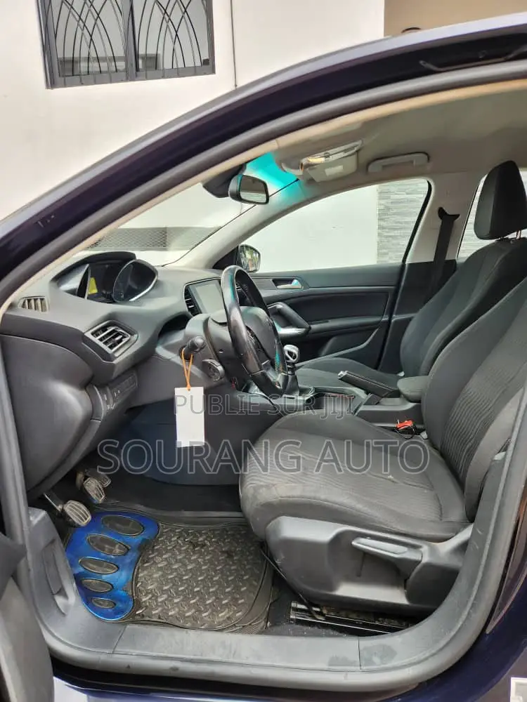 Peugeot 308 2017 Bleu