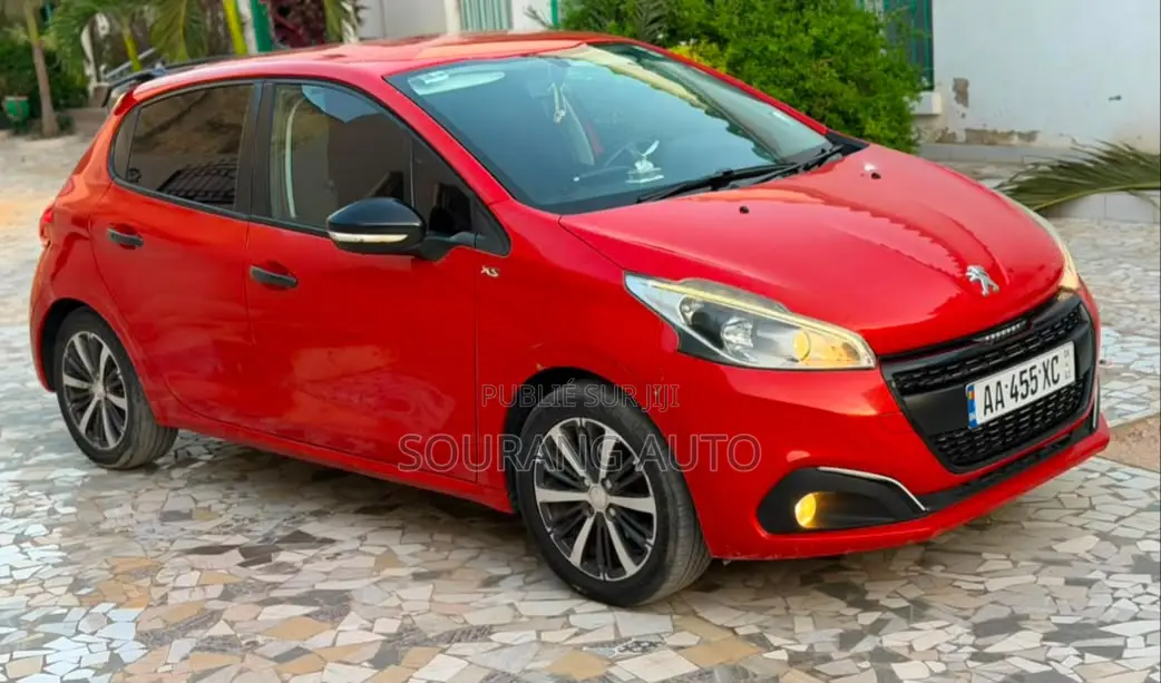 Peugeot 208 2016 Rouge