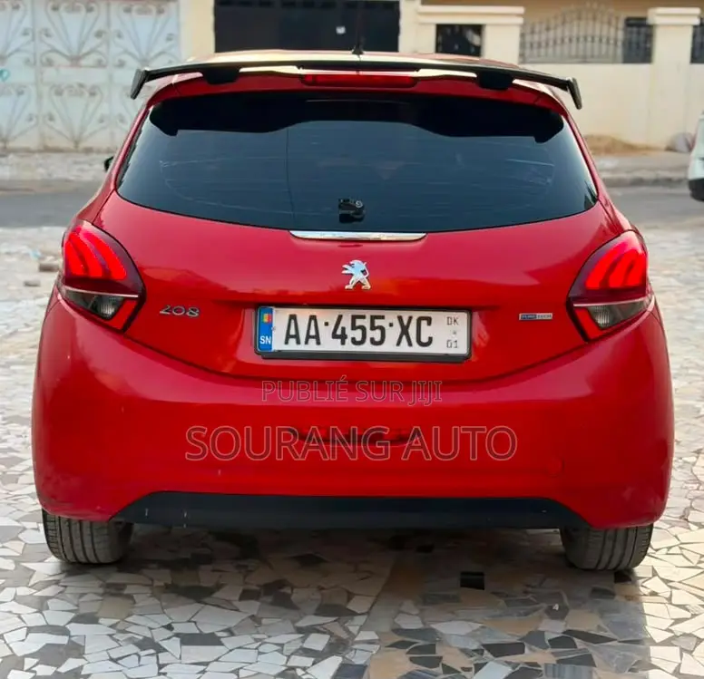 Peugeot 208 2016 Rouge