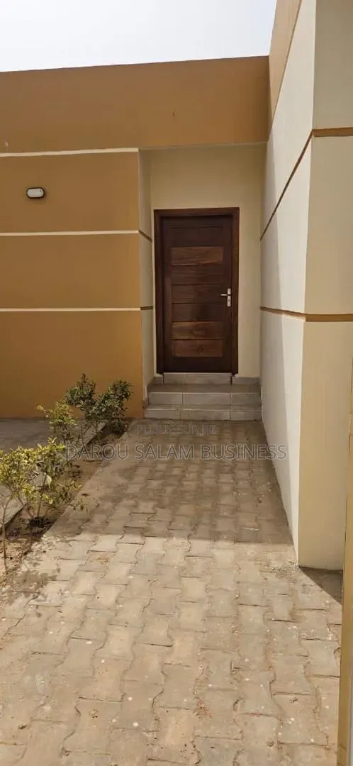 2chbre Villa dans Kur Mbaye Fall, Yoff à Vendre
