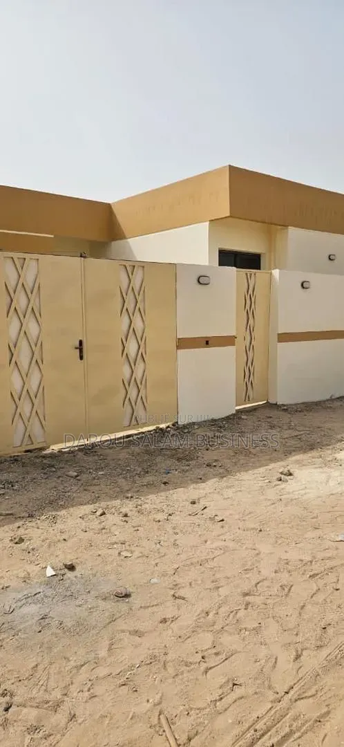 2chbre Villa dans Kur Mbaye Fall, Yoff à Vendre