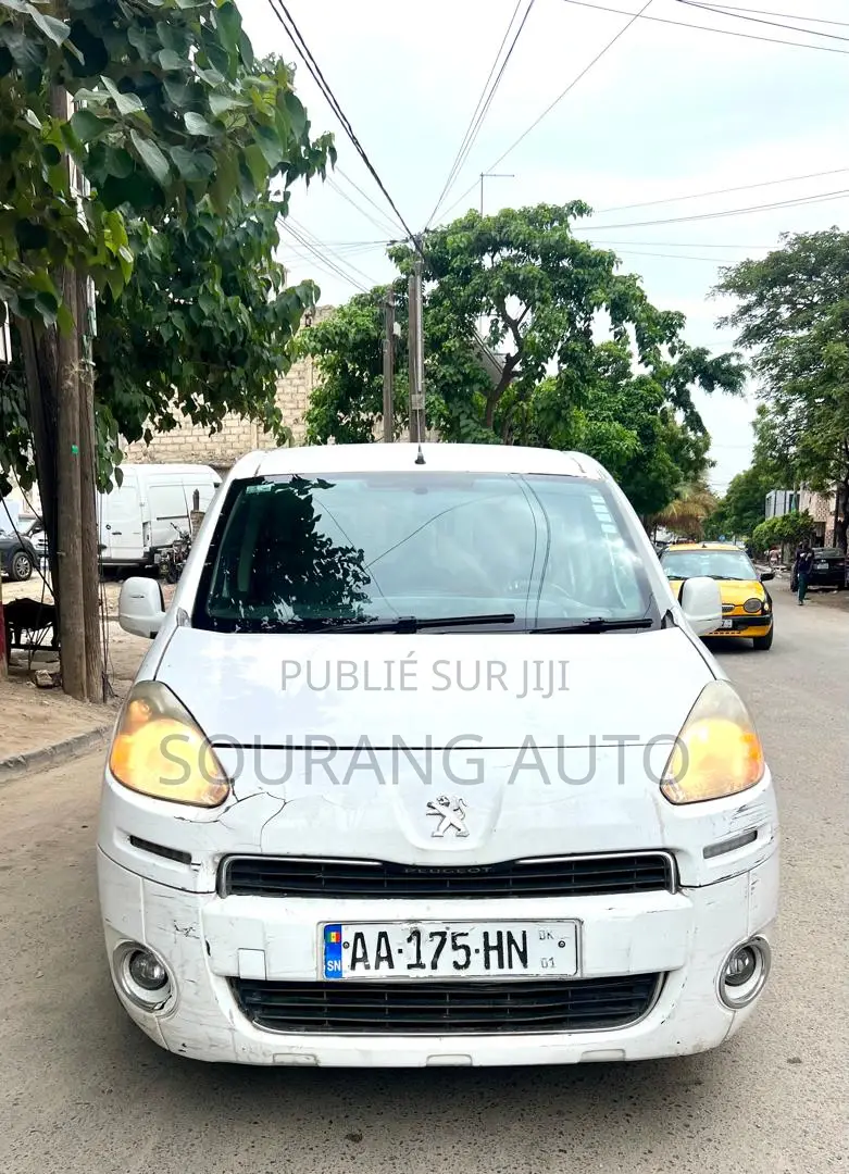 Peugeot Partenaire 2015 Blanc