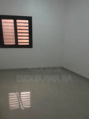 Immeuble À Louer Mermoz