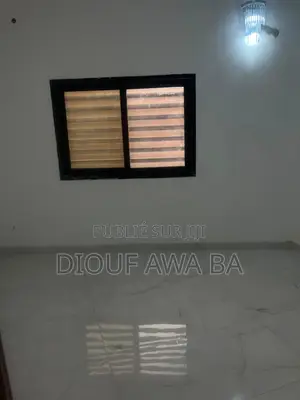 Immeuble À Louer Mermoz