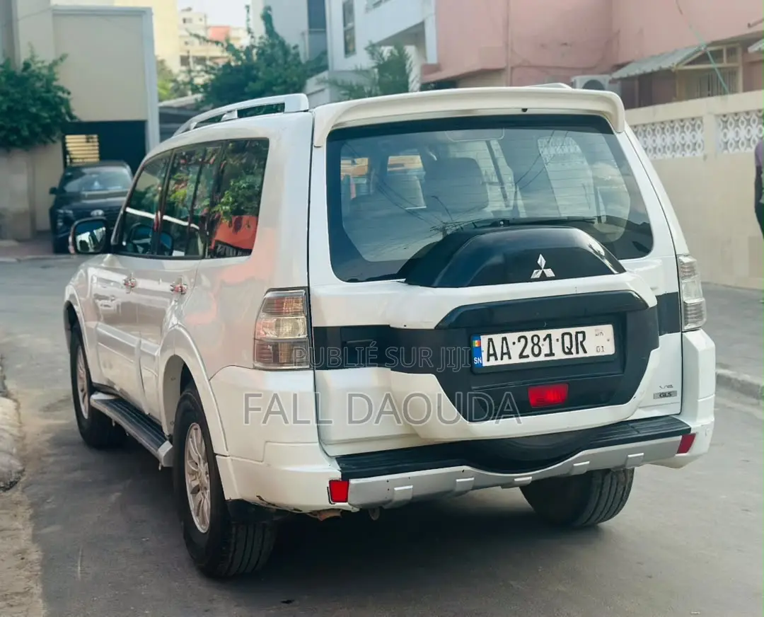 Mitsubishi Pajero 2015 Blanc