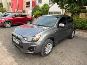 Mitsubishi RVR 2015 Gris