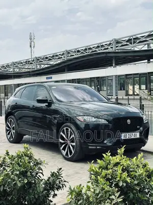 Jaguar F-Pace 2017 Noir
