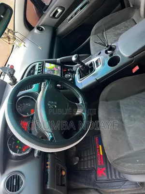 Peugeot 3008 2012 Noir Mat