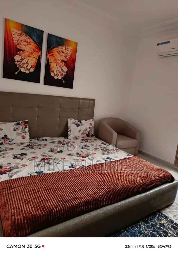 Meublé 1chbre Appartement dans Résidence, HLM à Louer