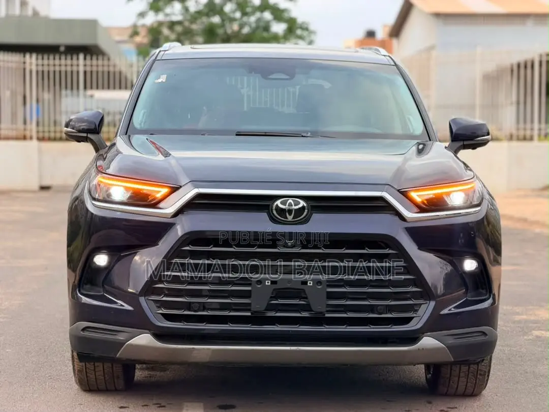Toyota Highlander 2024 Bleu