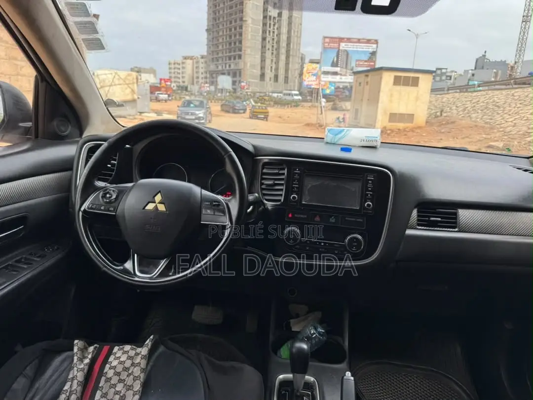 Mitsubishi Outlander 2016 Blanc