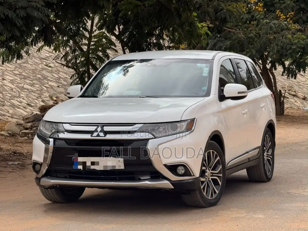 Mitsubishi Outlander 2016 Blanc