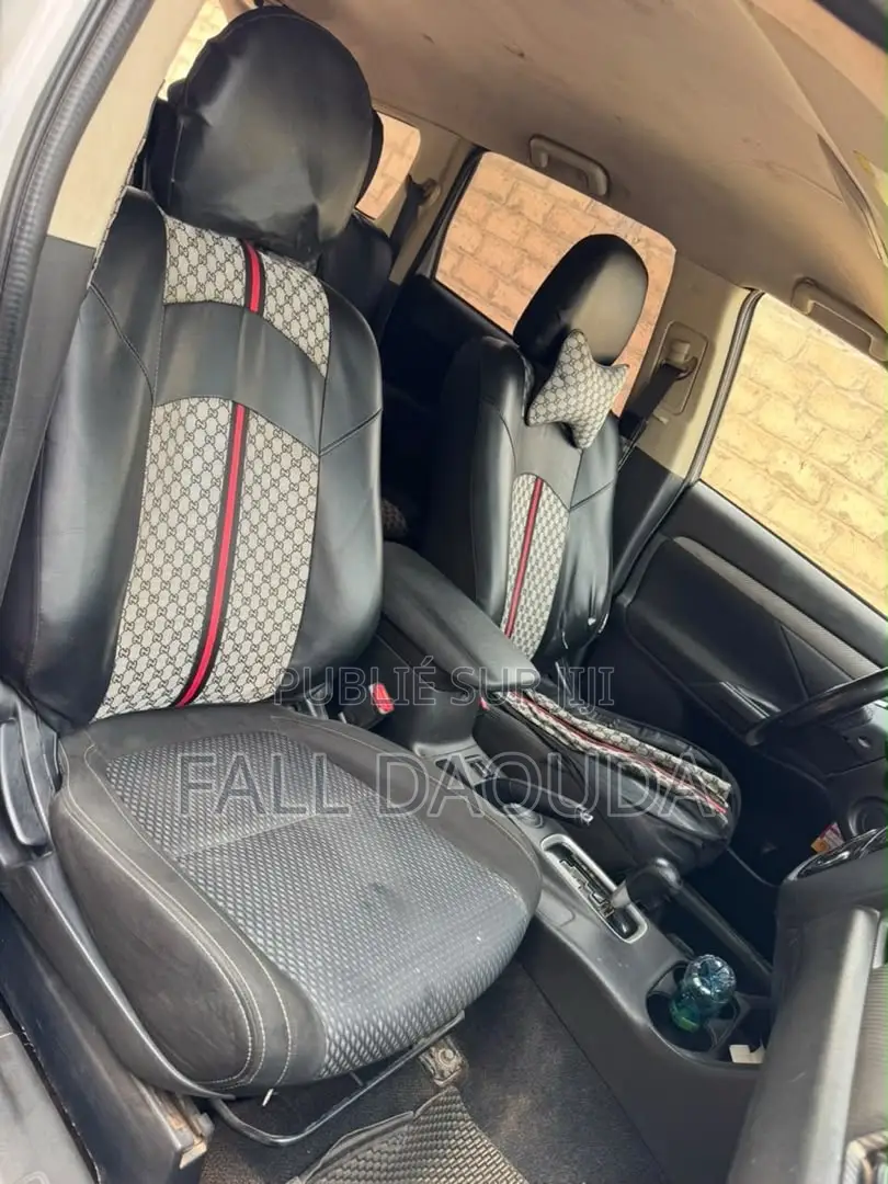 Mitsubishi Outlander 2016 Blanc