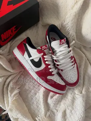 Air Jordan 1 Low Chicago – Rouge, Blanc Noir |