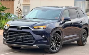 Toyota Highlander 2024 Bleu