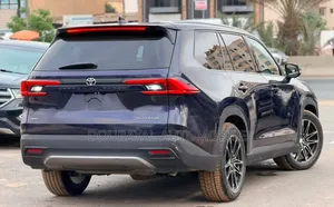 Toyota Highlander 2024 Bleu