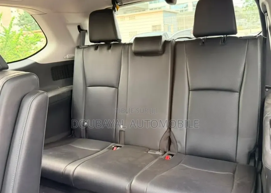 Toyota Highlander 2024 Bleu