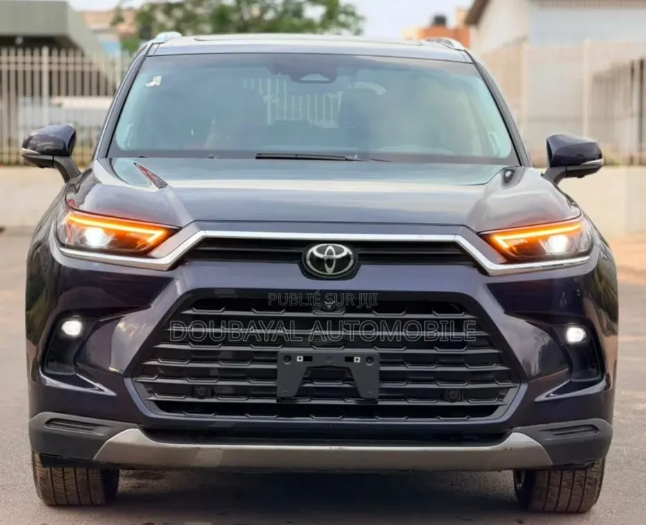 Toyota Highlander 2024 Bleu