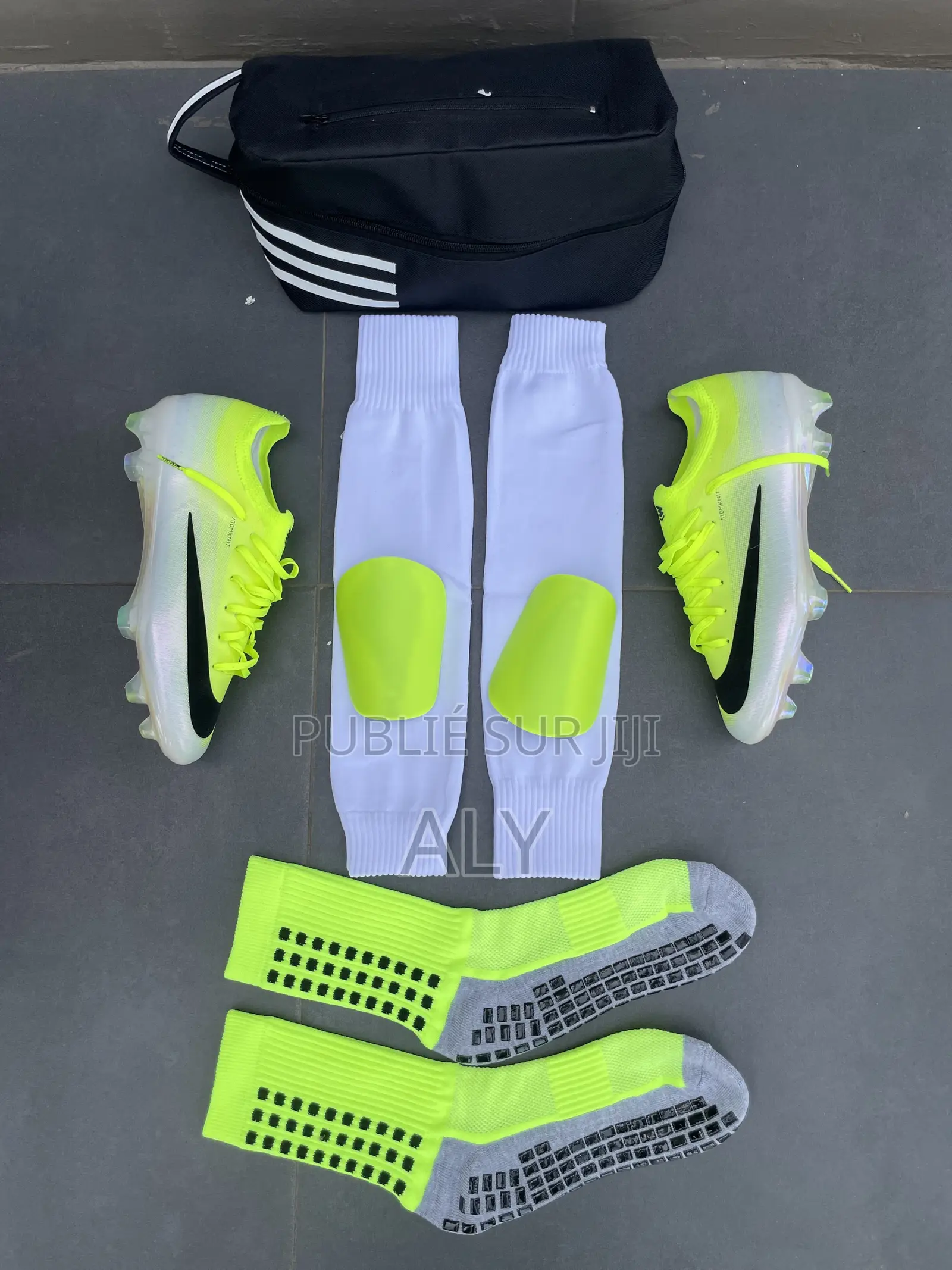 Chaussures,protège,bas Coupé,sac,bande,chaussettes 45000f