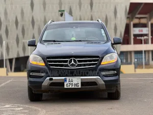 Mercedes-Benz E350 2013 Noir Mat