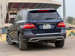 Mercedes-Benz E350 2013 Noir Mat