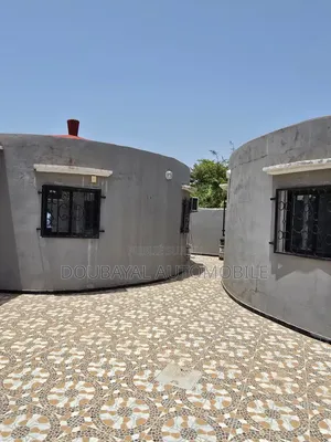 4chbre Villa dans Gandigal, Thiès Sud à Vendre