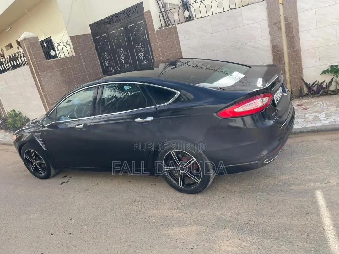 Ford Fusion 2014 Noir