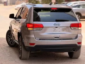 Jeep Grand Cherokee 2017 Beige