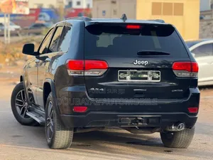 Jeep Grand Cherokee 2017 Noir Mat