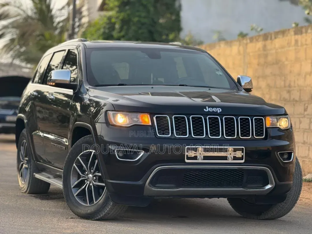 Jeep Grand Cherokee 2017 Noir Mat