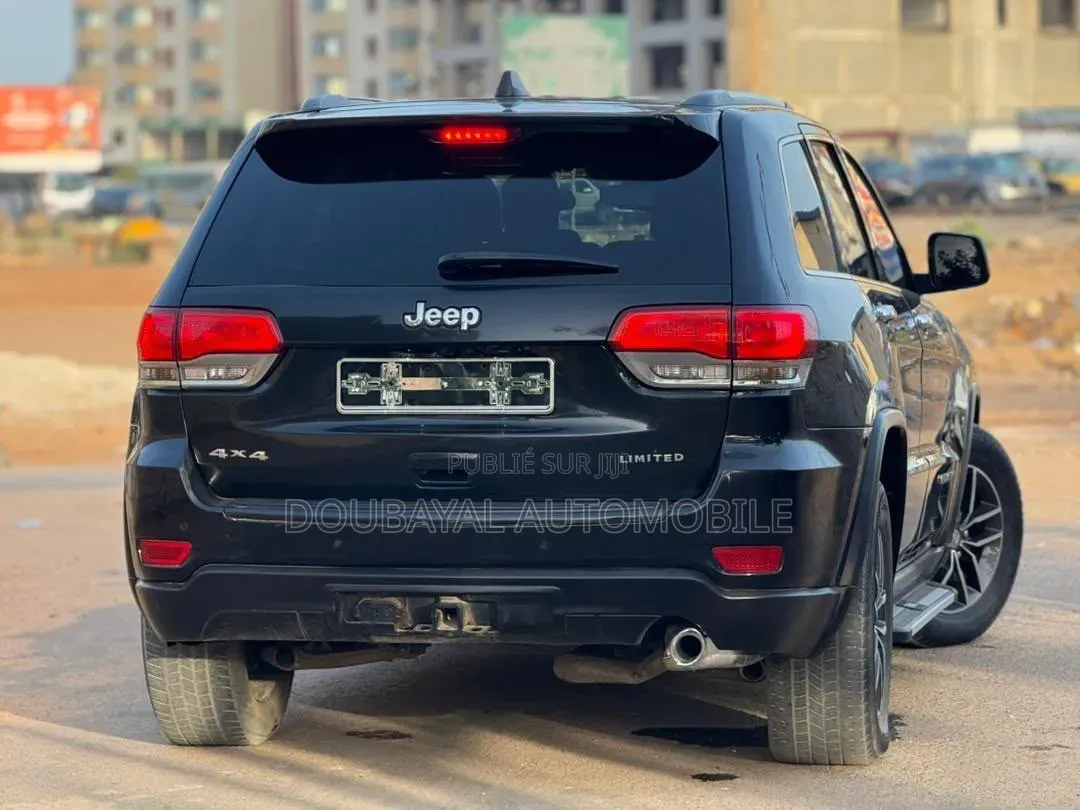 Jeep Grand Cherokee 2017 Noir Mat