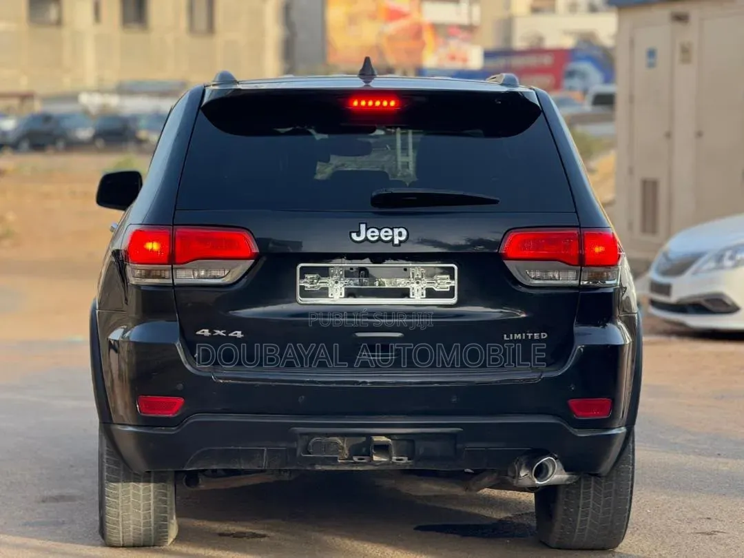 Jeep Grand Cherokee 2017 Noir Mat