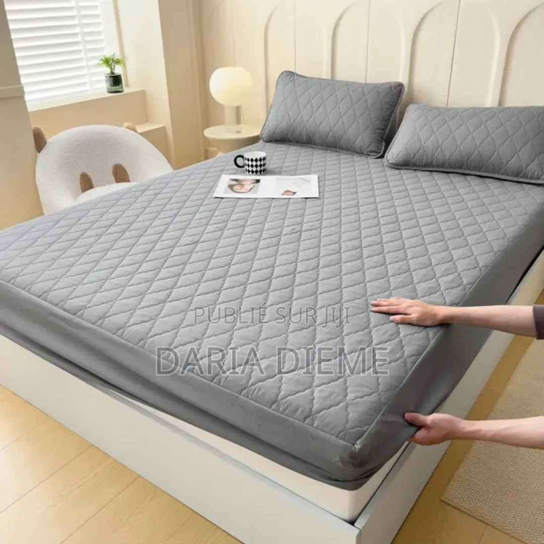 Housse De Protection Matelassée 200×220 Cm, Douce, Confortable