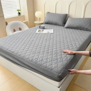 Housse De Protection Matelassée 200×220 Cm, Douce, Confortable