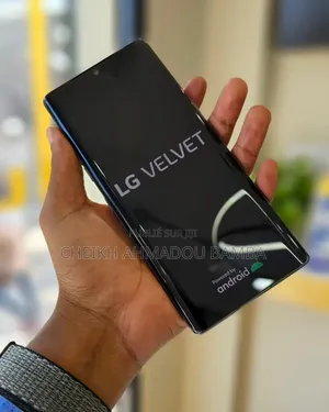 Nouveau LG Velvet 5G 128 GB Autre